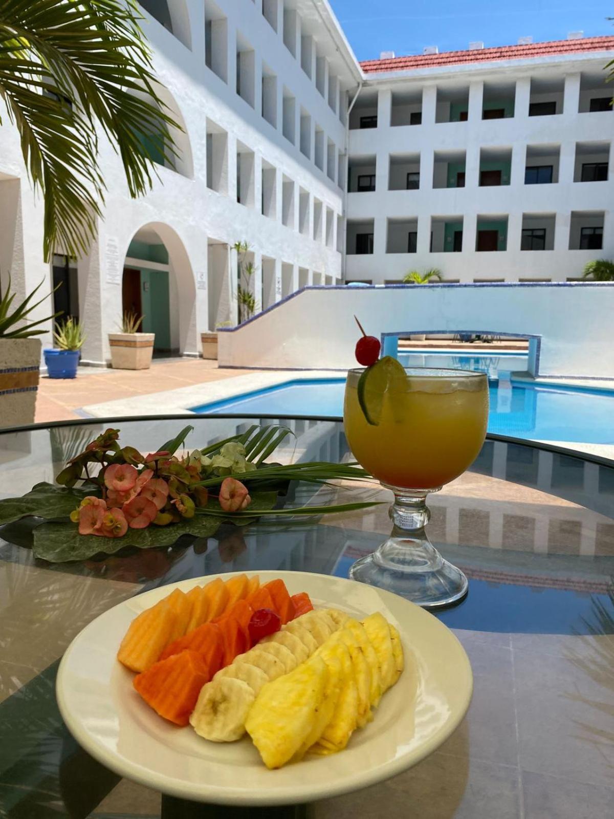 Eurohotel Ciudad del Carmen Exteriör bild
